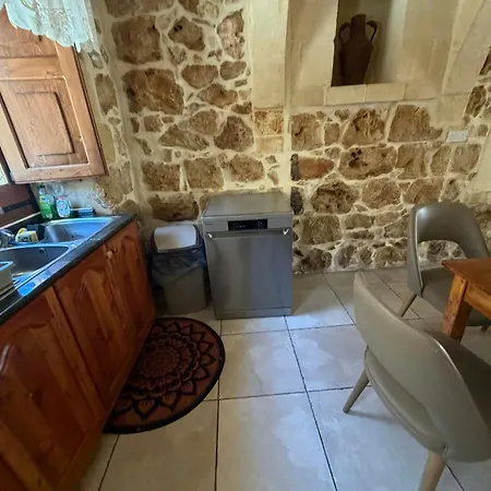 Ta Nina Zebbug (Gozo)