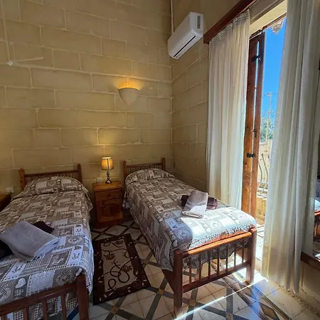 Ta Nina Zebbug (Gozo)
